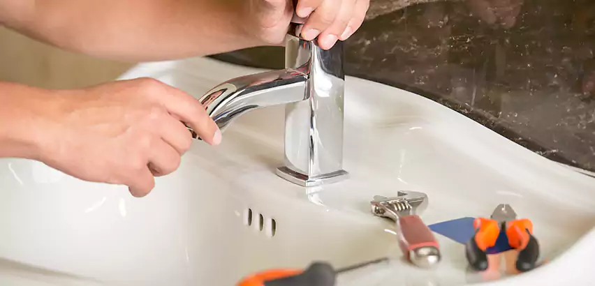 Bathtub Faucet Replacement in Shelbyville