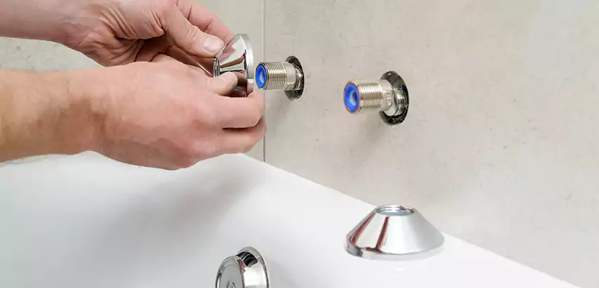 Bathtub Faucet Diverter Replacement in Shelbyville